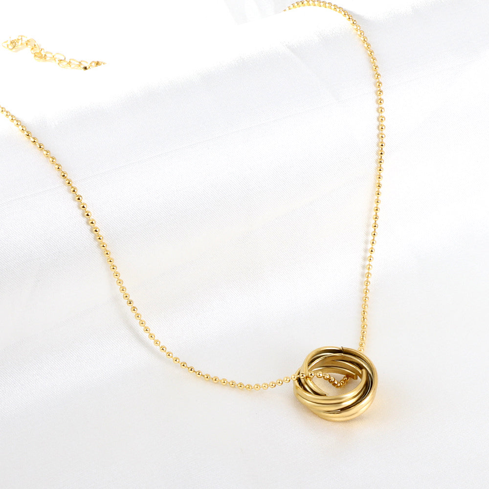 Lustre loop necklace
