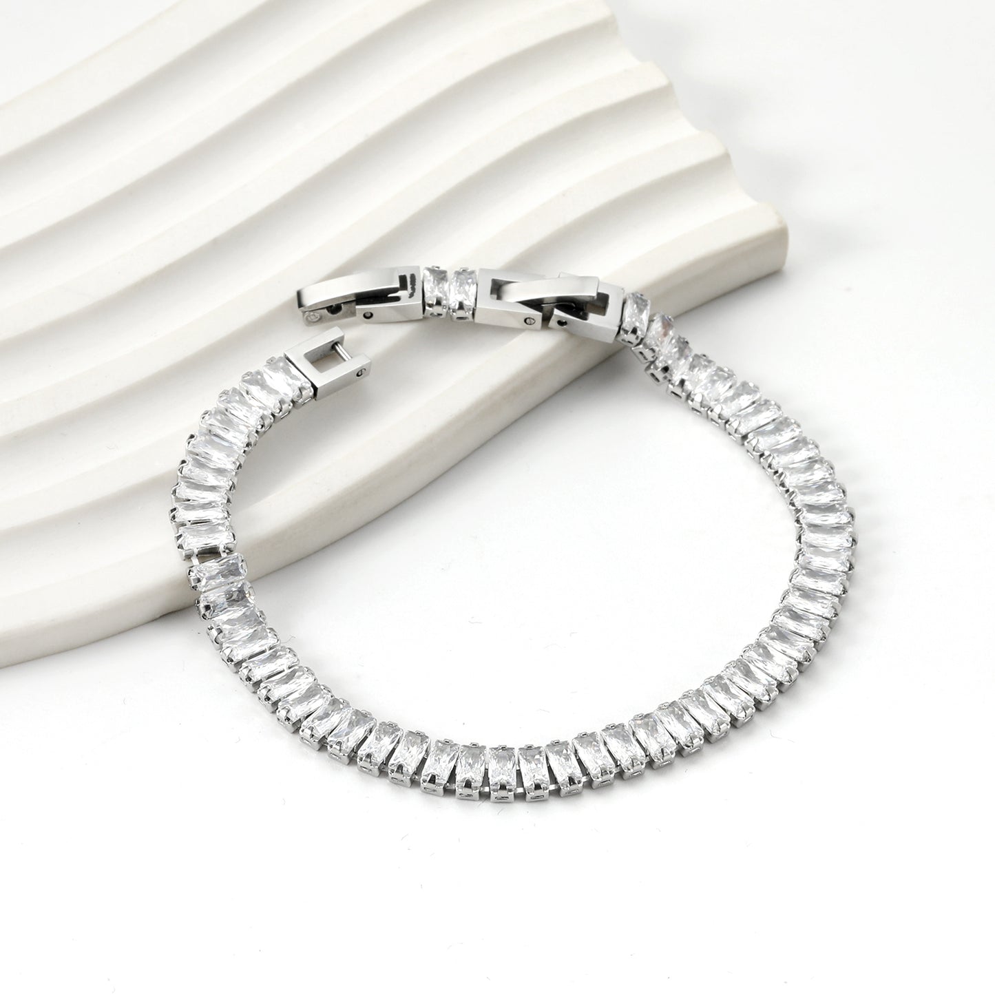 Luxe Taper Tennis Bracelet