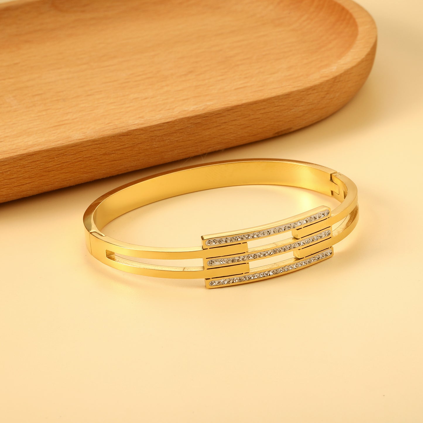 Parallel Glint bracelet