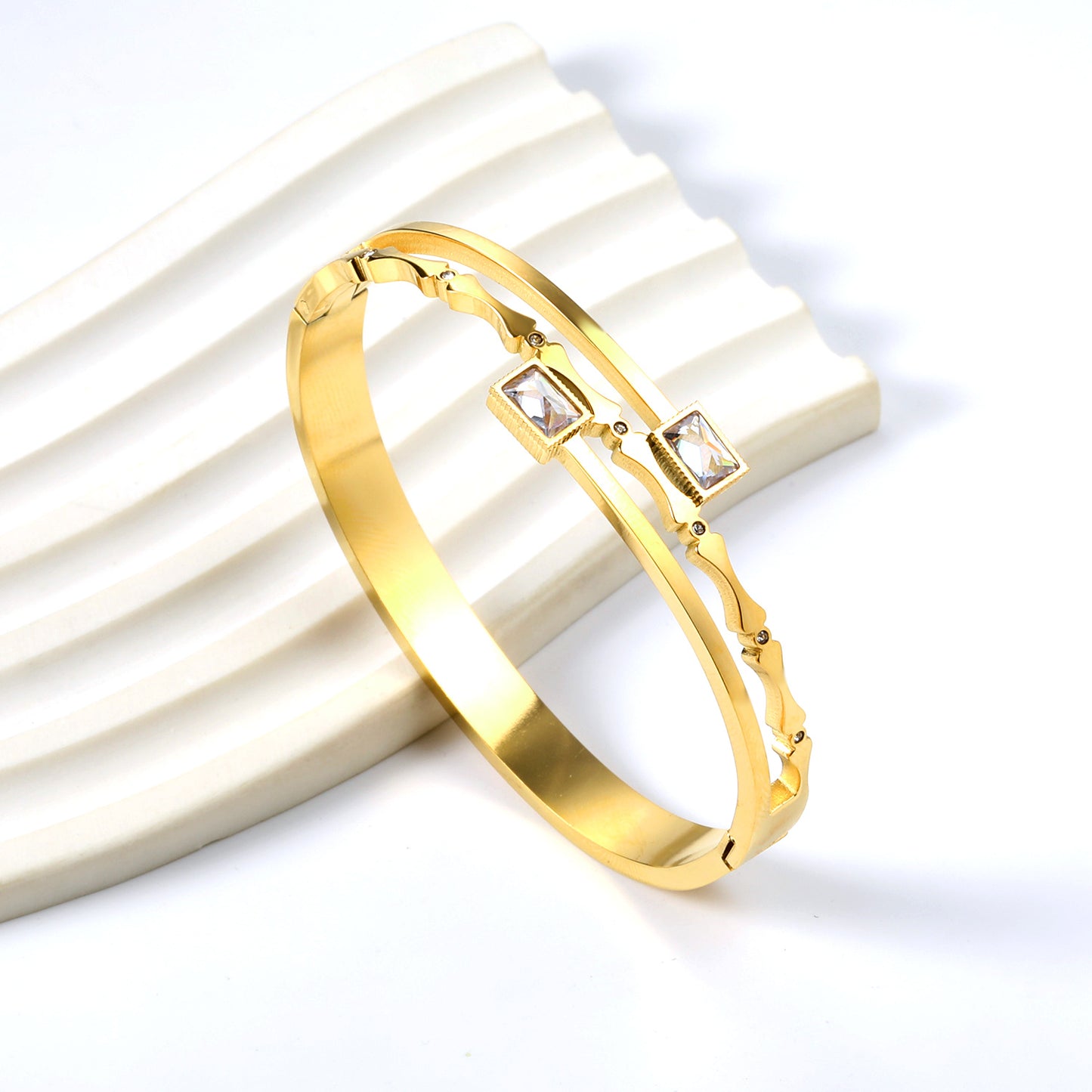 Wave Glimmer bracelet